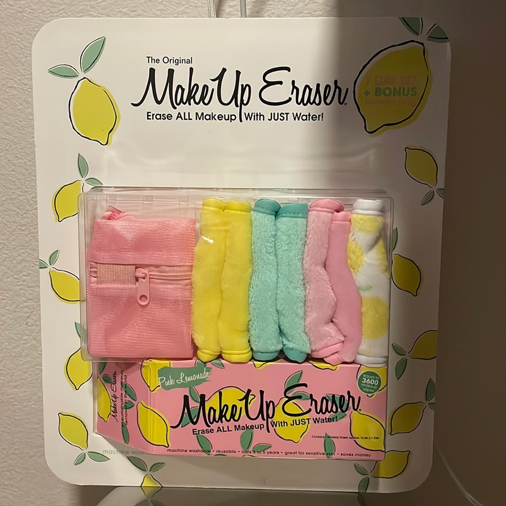Makeup eraser 7 day Set